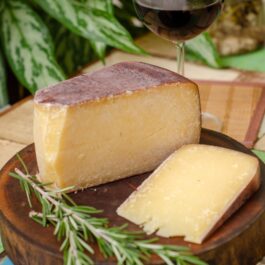 CASTELLANZA DRUNKEN CHEESE "UBRIACONE"