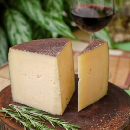 VEGA MANCHEGO SHEEP CHEESE 3 MONTHS