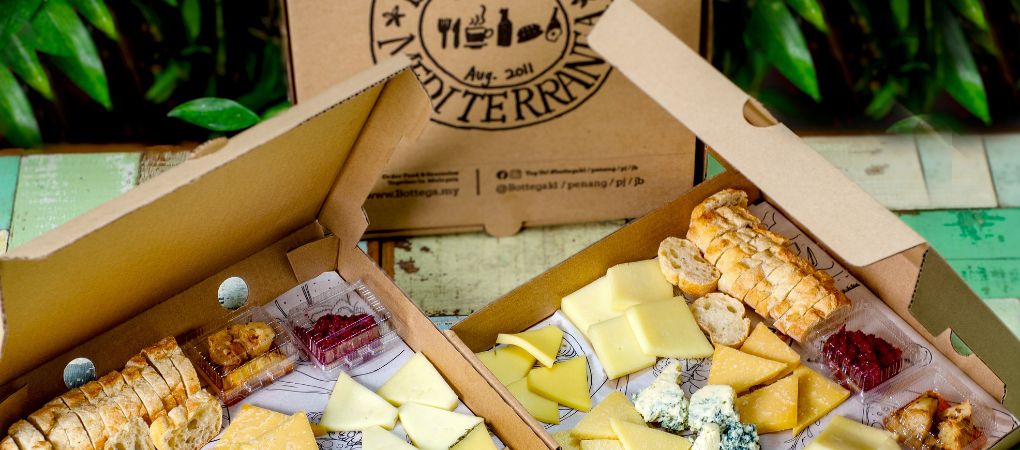 What Makes a Deli Experience Different from Supermarkets