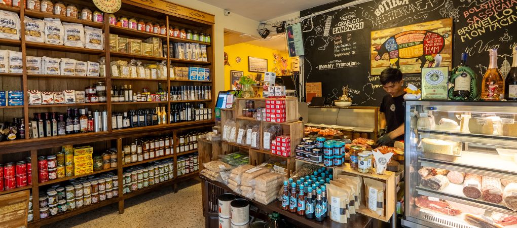 What Makes a Deli Experience Different from Supermarkets